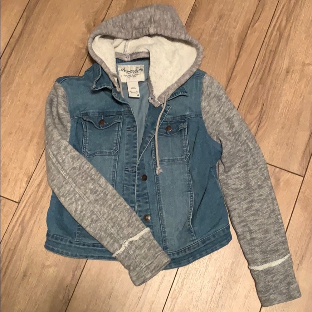 American Rag women’s jean jacket